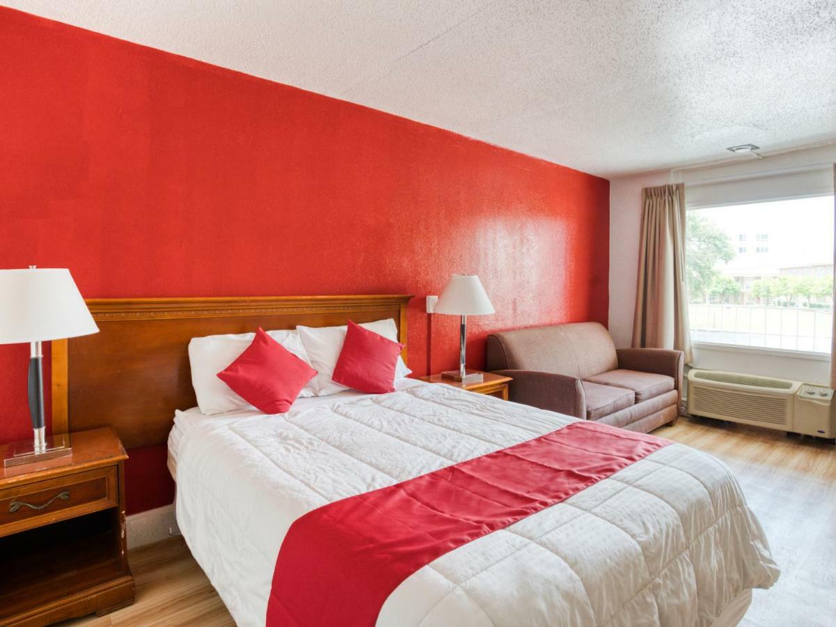 Oyo Hotel Columbia Sc West Уэст-Коламбия Экстерьер фото